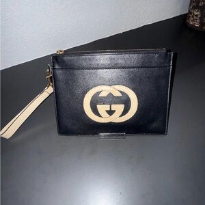 Gucci leather Black wristlet